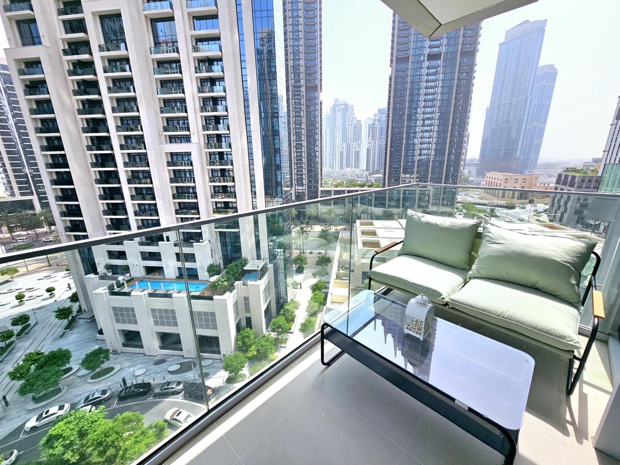 Sunrise Homes - Lavish 2 Bedrooms With Fountain View!